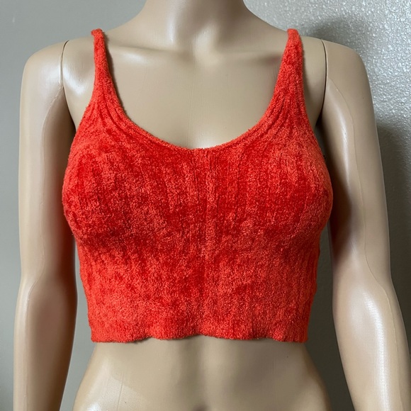 3/$10 🏷️ Urban Outfitters Ribbed Knit Tank Top Medium - Picture 3 of 8